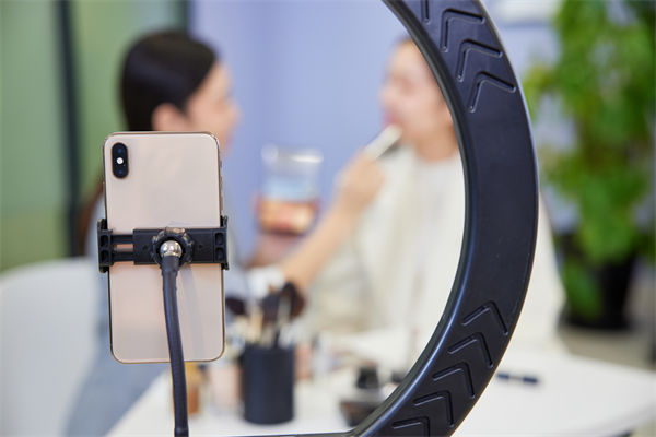 全渠道营销管理，无缝连接客户，打造极致体验