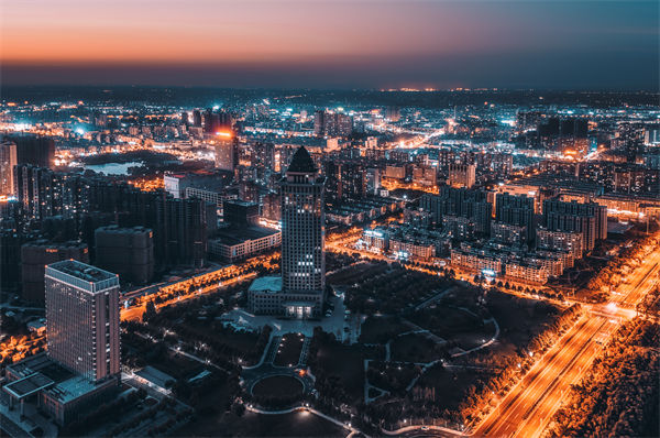 大批韩国游客飞江苏盐城打高尔夫，这什么情况？