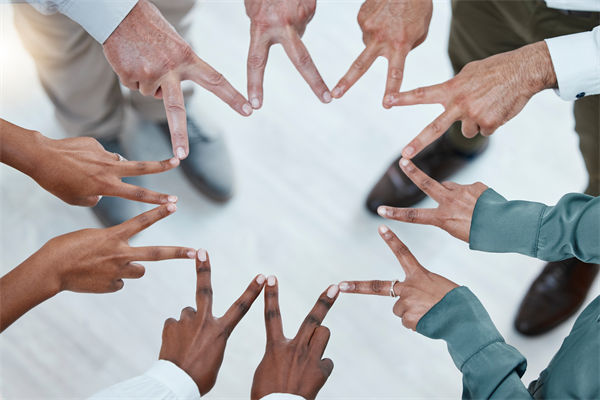 特朗普政府禁止哈佛大学招收国际生，企业文化怎么看？