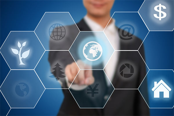 目标年年改，是环境变太快还是规划没抓底层逻辑？