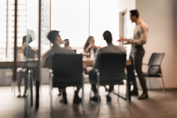 绩效流于形式，如何构建驱动战略落地的考核体系？