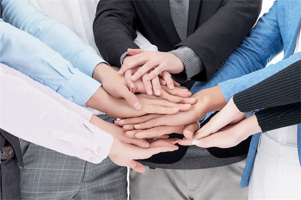 强行复制标杆企业文化，自身组织基因是否被无视？