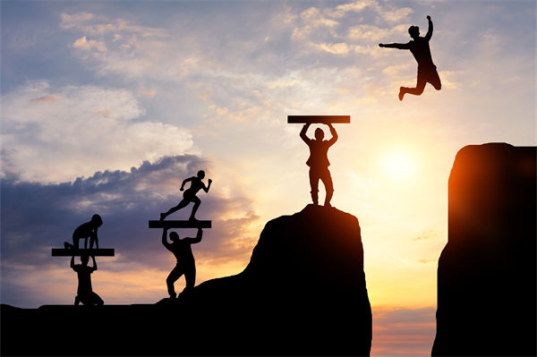 企业文化沦为口号：形式主义背后藏着哪些管理危机？