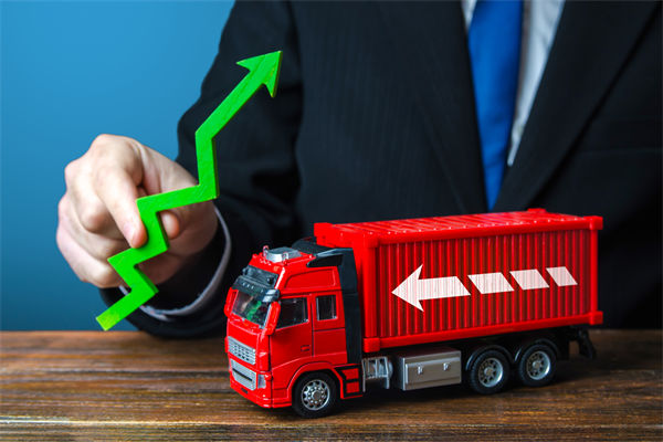 特朗普再对8国加征关税，最高50%，关联企业怎么看？