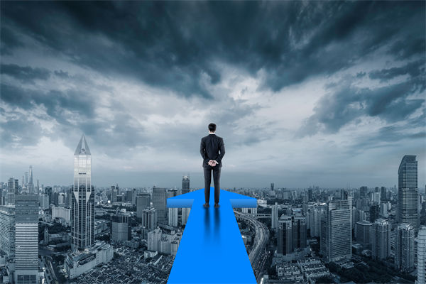 成本飙升困境中，企业战略如何优化实现降本增效？