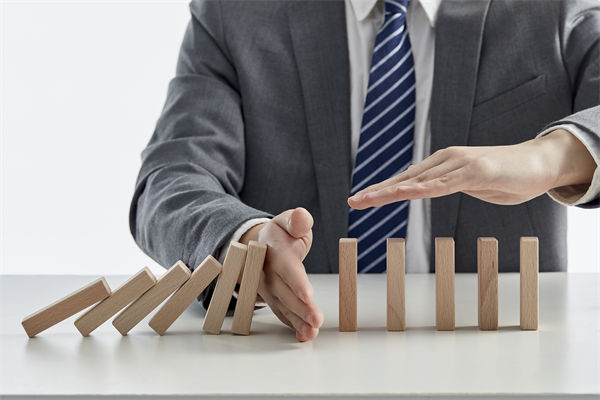 企业为保预算平衡砍项目，错失发展机遇，值得吗？