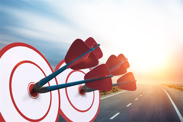 秋天的第一杯奶茶花束火了，品牌战略管理怎么看？