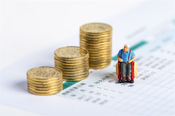人力资源分析：专家建议10岁开始存养老钱最划算