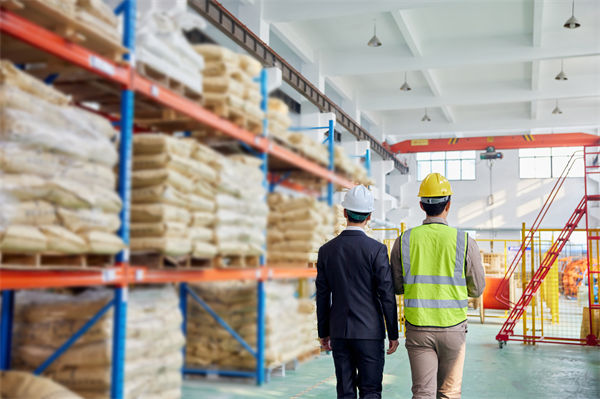 企业加班通知走红：所有人涨薪25%，企业怎么看？