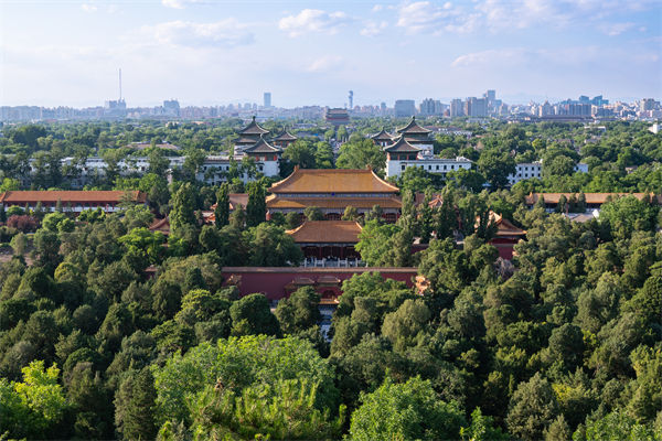 多家公司通知带薪放假看阅兵，绩效管理有何启示？