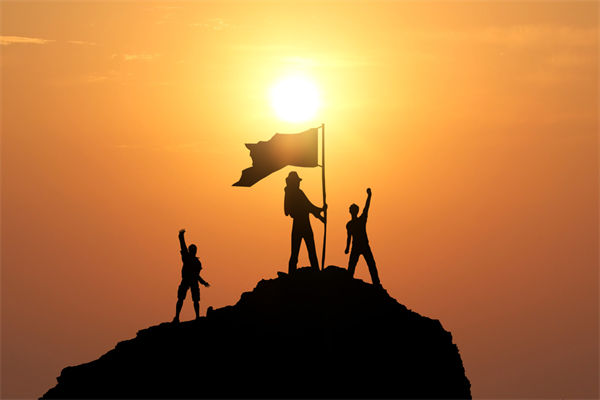 部门壁垒固化协作失灵，战略推进处处受阻怎么解？